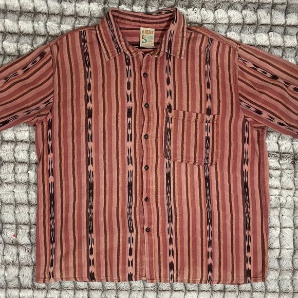 Men's Guatemalan Hand Embroidered Guayabera Shirts - Picture 3 of 4